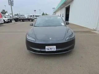 Tesla Model 3 2025 Long Range 4 Fastback