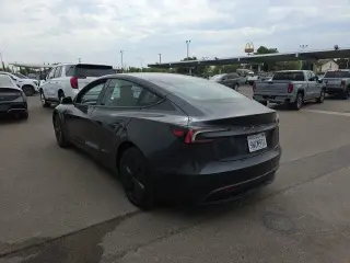Tesla Model 3 2025 Long Range 4 Fastback