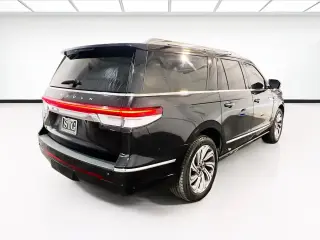 Lincoln Navigator L 2022 4x4 Reserve SUV 4 puertas