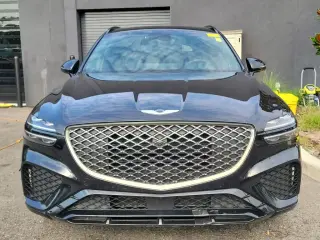 Genesis GV70 2023 AWD 3.5T Sport 4dr SUV