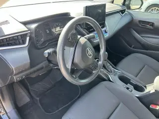 Toyota Corolla 2023 LE Sedán 4 puertas