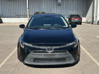 Toyota Corolla 2023 LE Sedán 4 puertas