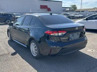 Toyota Corolla 2023 LE Sedán 4 puertas