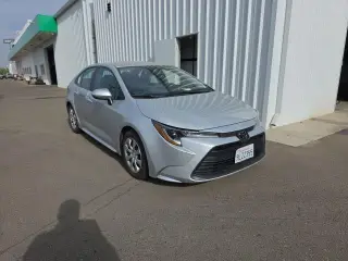 Toyota Corolla 2024 LE 4dr Sedán