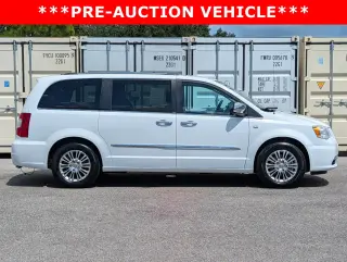 Chrysler Town and Country 2014 Touring-L 4dr Mini-Van
