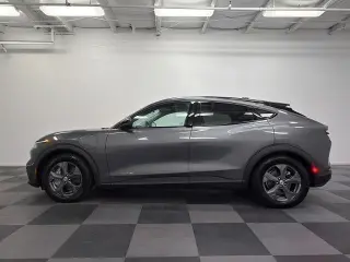 Ford Mustang Mach-E 2023 AWD Select 4dr SUV