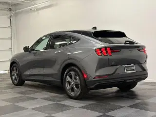 Ford Mustang Mach-E 2023 AWD Select 4dr SUV