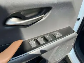 Lexus UX 250h 2021 AWD 4dr Crossover