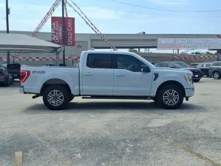 Ford F-150 2021 4x4 XL 4dr SuperCrew 5.5 ft. SB