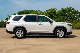 Honda Pilot 2023 LX 4dr SUV