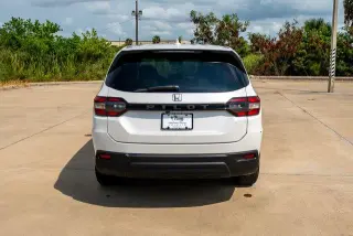 Honda Pilot 2023 LX 4dr SUV