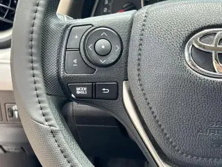 Toyota RAV4 2015 XLE 4dr SUV