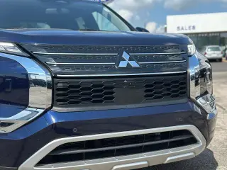 Mitsubishi Outlander 2024 AWD SE 4dr SUV