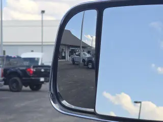 Ram 1500 2016 4x4 Laramie 4dr Cabina Crew 5.5 ft. Camioneta Pickup