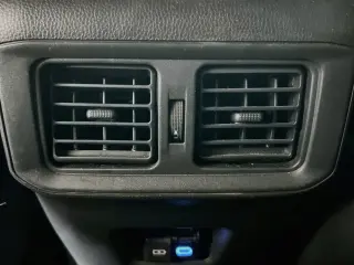 Toyota RAV4 Híbrido 2022 AWD SE 4dr SUV