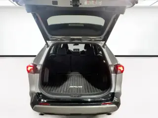 Toyota RAV4 Híbrido 2022 AWD SE 4dr SUV