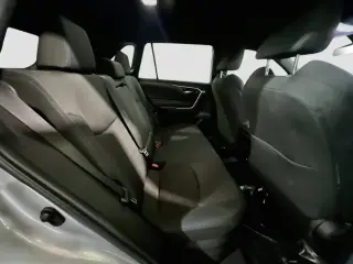 Toyota RAV4 Híbrido 2022 AWD SE 4dr SUV