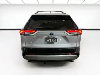 Toyota RAV4 Híbrido 2022 AWD SE 4dr SUV