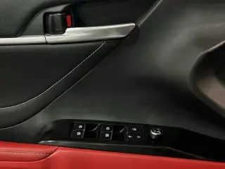 Toyota Camry 2018 XSE V6 4dr Sedán