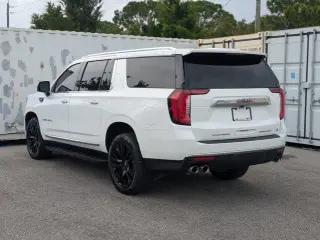 GMC Yukon XL 2021 4x4 Denali 4dr SUV