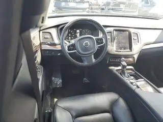 Volvo XC90 2019 Tracción total T6 Momentum 4dr SUV