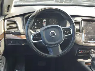 Volvo XC90 2019 Tracción total T6 Momentum 4dr SUV