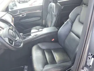 Volvo XC90 2019 Tracción total T6 Momentum 4dr SUV