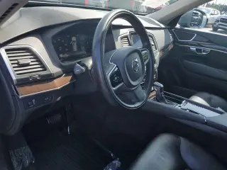 Volvo XC90 2019 Tracción total T6 Momentum 4dr SUV