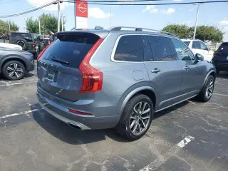 Volvo XC90 2019 Tracción total T6 Momentum 4dr SUV