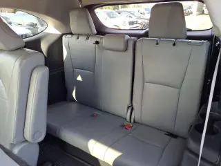 Toyota Highlander 2023 AWD LE 4dr SUV