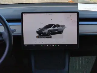 Tesla Model 3 2023 4dr Sedán