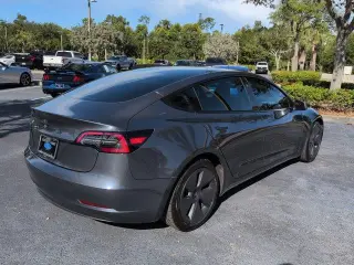 Tesla Model 3 2023 4dr Sedán