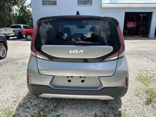 Kia Soul 2024 LX 4 puertas Crossover