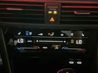 Volkswagen Jetta GLI 2025 Autobahn Sedán de 4 puertas 7A