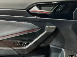 Volkswagen Jetta GLI 2025 Autobahn Sedán de 4 puertas 7A