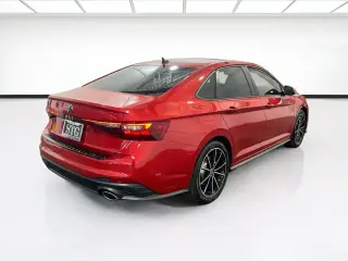 Volkswagen Jetta GLI 2025 Autobahn Sedán de 4 puertas 7A