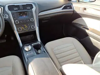 Ford Fusion Híbrido 2018 S Sedán 4 puertas