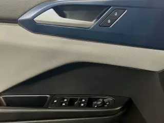Volkswagen Taos 2023 AWD SE 4Motion 4dr SUV