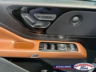 Lincoln Aviator 2024 Reserve 4dr SUV