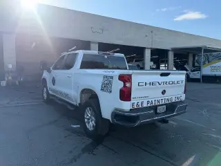 Chevrolet Silverado 1500 2021 4x4 LT 4dr Crew Cab 5.8 ft. SB con 2FL
