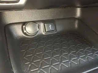 Toyota RAV4 Hybrid 2022 AWD LE 4dr SUV