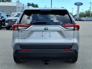 Toyota RAV4 Hybrid 2022 AWD LE 4dr SUV