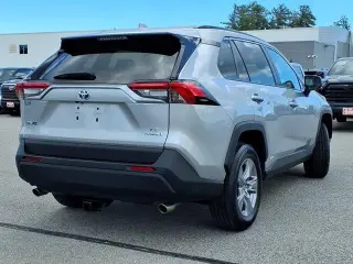 Toyota RAV4 Hybrid 2022 AWD LE 4dr SUV