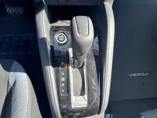 Nissan Versa 2025 SV 4dr Sedán