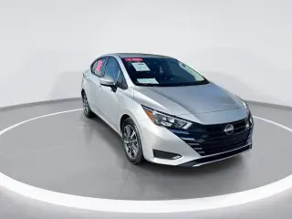 Nissan Versa 2025 SV 4dr Sedán