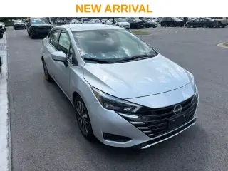 Nissan Versa 2025 SV 4dr Sedán