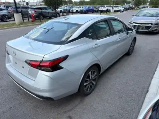 Nissan Versa 2025 SV 4dr Sedán