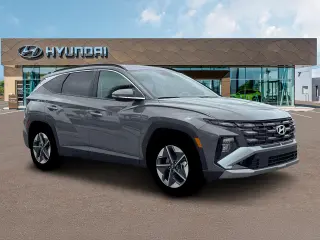 Hyundai TUCSON 2026 SEL Premium 4dr SUV