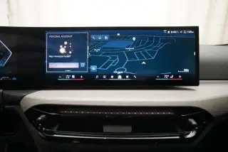 BMW Serie 3 2025 AWD 330i xDrive 4dr Sedán