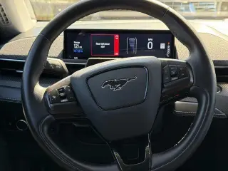 Ford Mustang Mach-E 2023 AWD Premium 4dr SUV